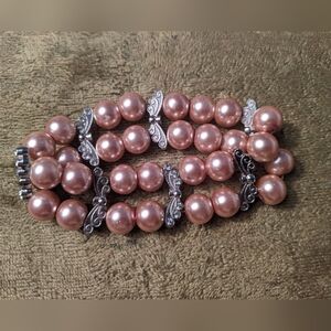 Pink faux pearl butterfly stretch bracelet
